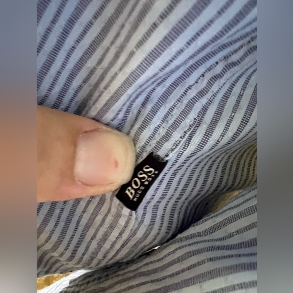 COPY - Hugo boss shirt xl - Picture 2 of 5